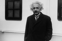 Альберт Эйнштейннің 10 ақылды ой-пікірлері